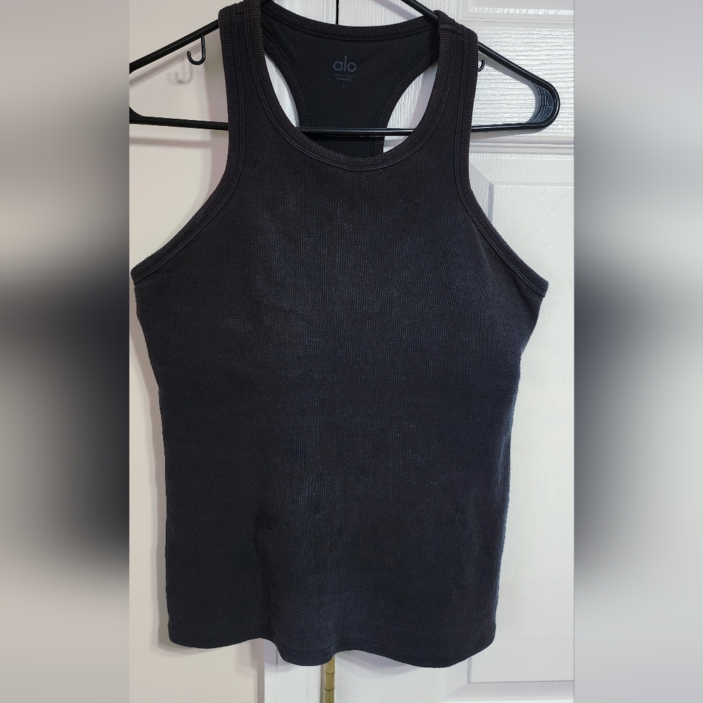 ALO Yoga Black Fitted Backless Tank Top - Picture 5 of 5